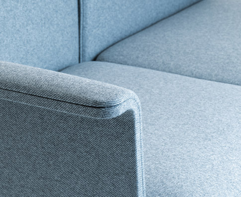 Coloured wall coverings designed to furnish with personality as they are chosen in tune with market trends