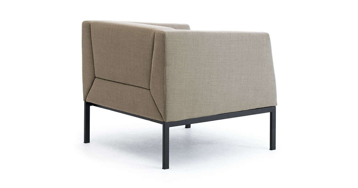 sofa-p-sala-de-espera-c-electrificacion-y-tomas-usb-kos-img-05