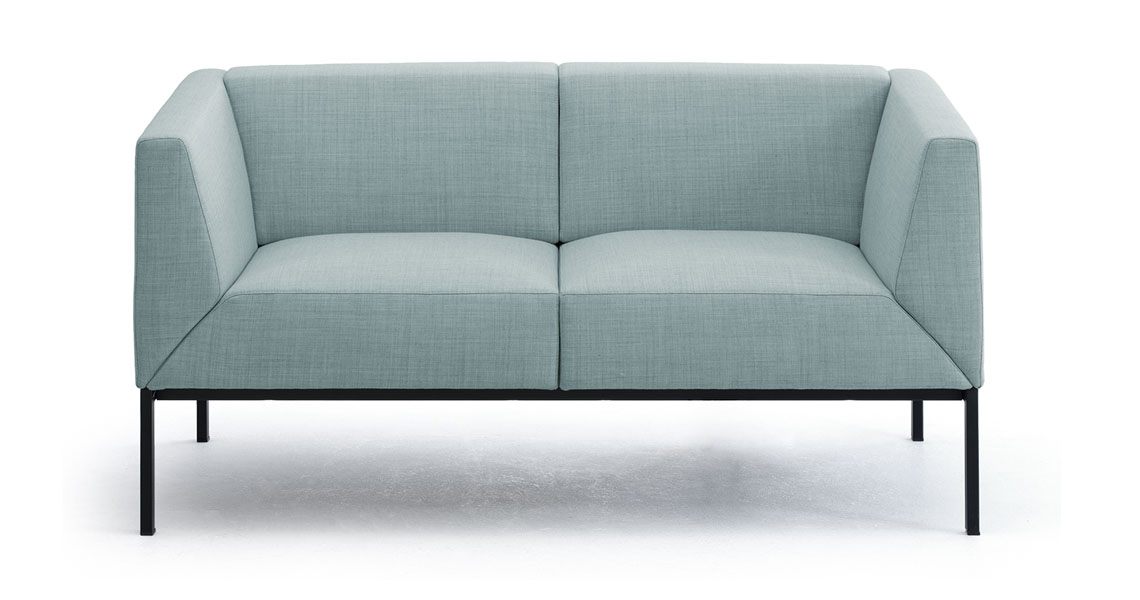 sofa-p-sala-de-espera-c-electrificacion-y-tomas-usb-kos-img-08