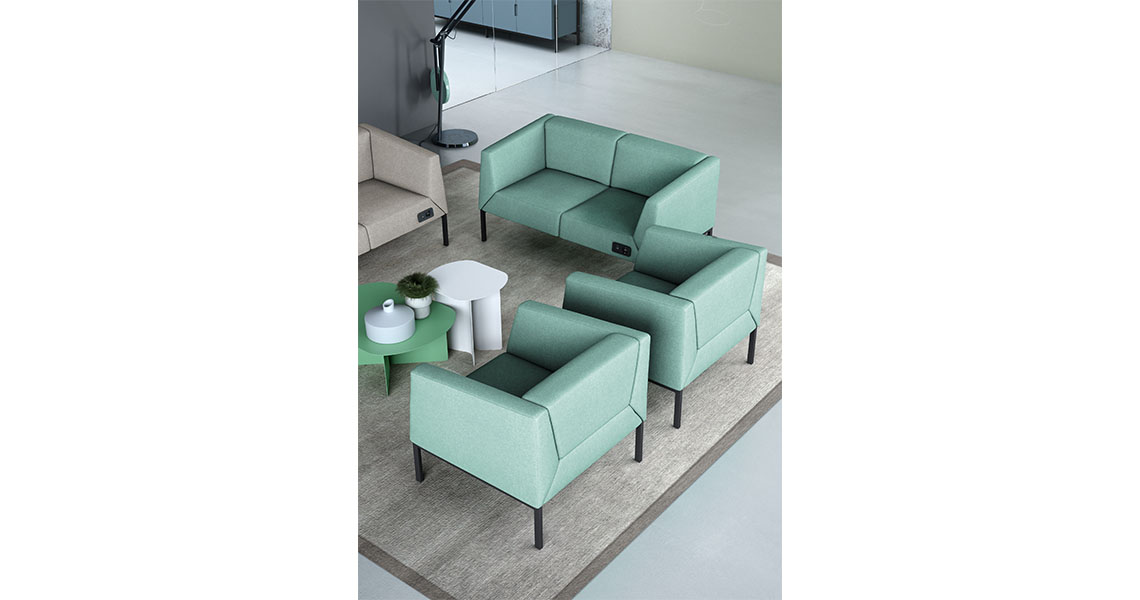 sofa-p-sala-de-espera-c-electrificacion-y-tomas-usb-kos-img-14